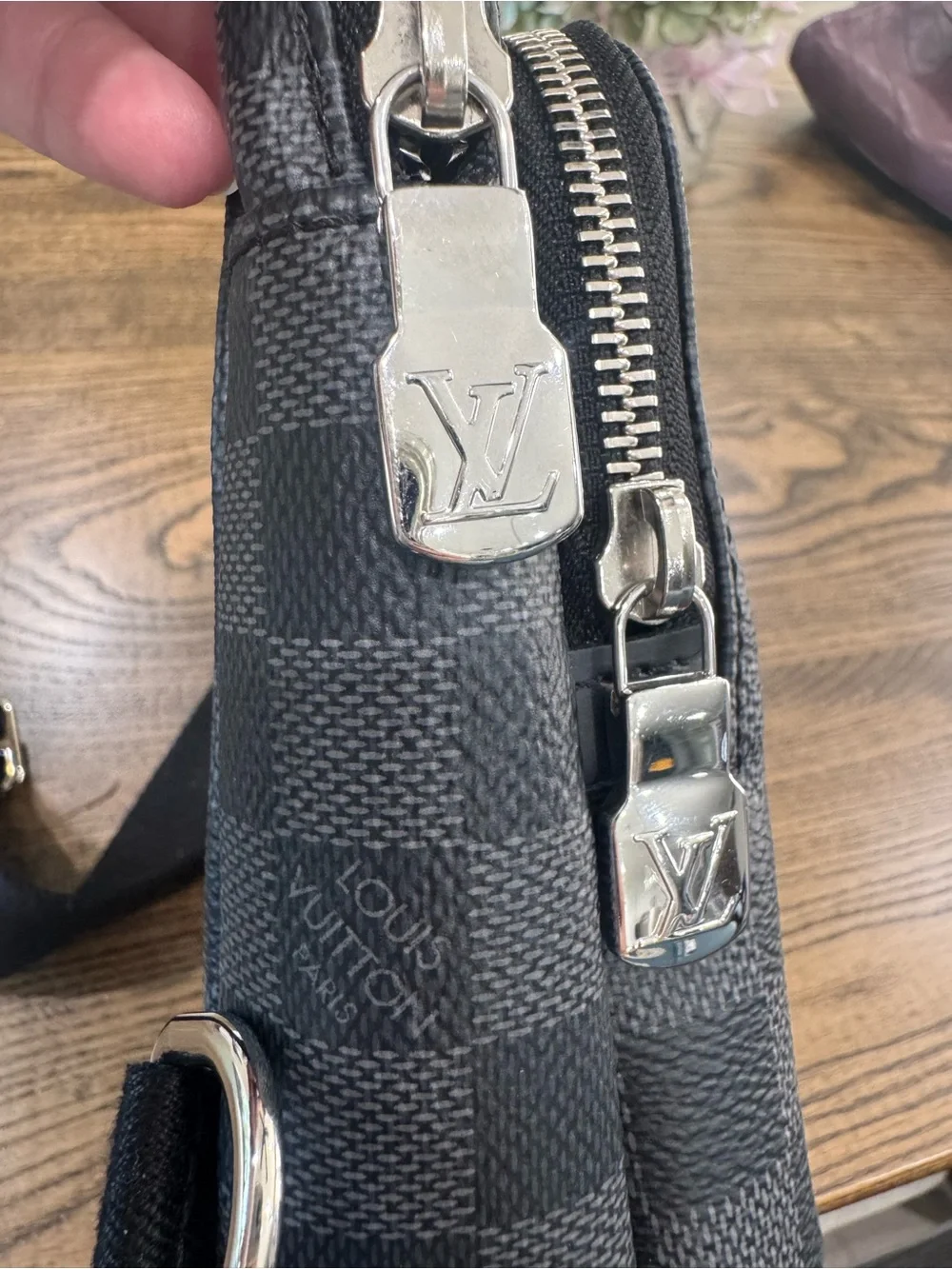 FULL SET Louis Vuitton Avenue Sling Bag Damier Graphite N41719